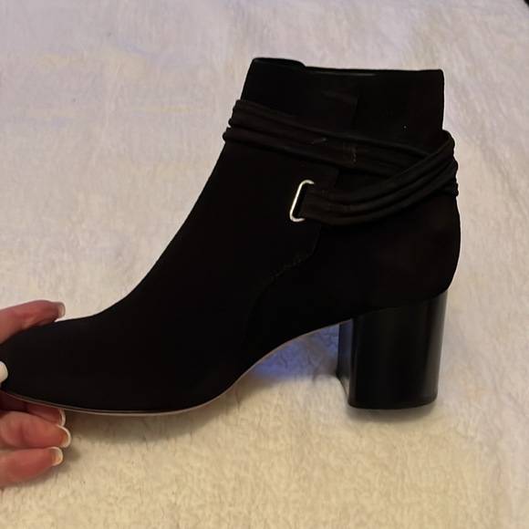 NWT Rag and Bone Dalia II Black Suede Boot Size 8.5 New In Box with dust bag. - Picture 6 of 11
